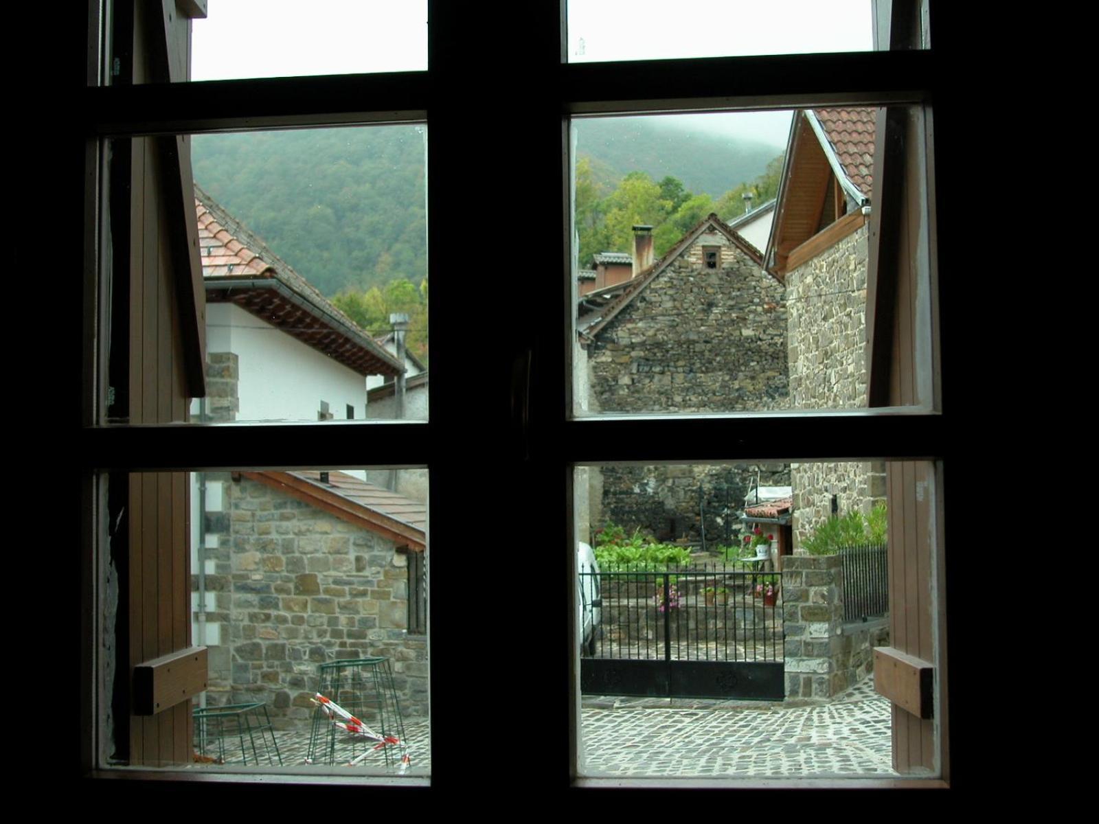 Hostal Onki Xin Isaba Extérieur photo